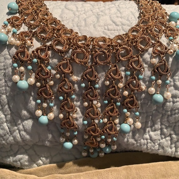 NWT Chico’s ornate Necklace - Picture 4 of 5